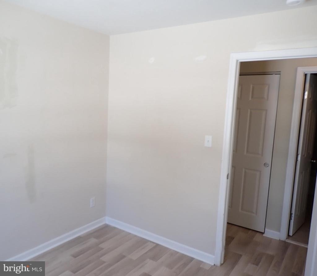 22064 Spring Valley Drive - Photo 23
