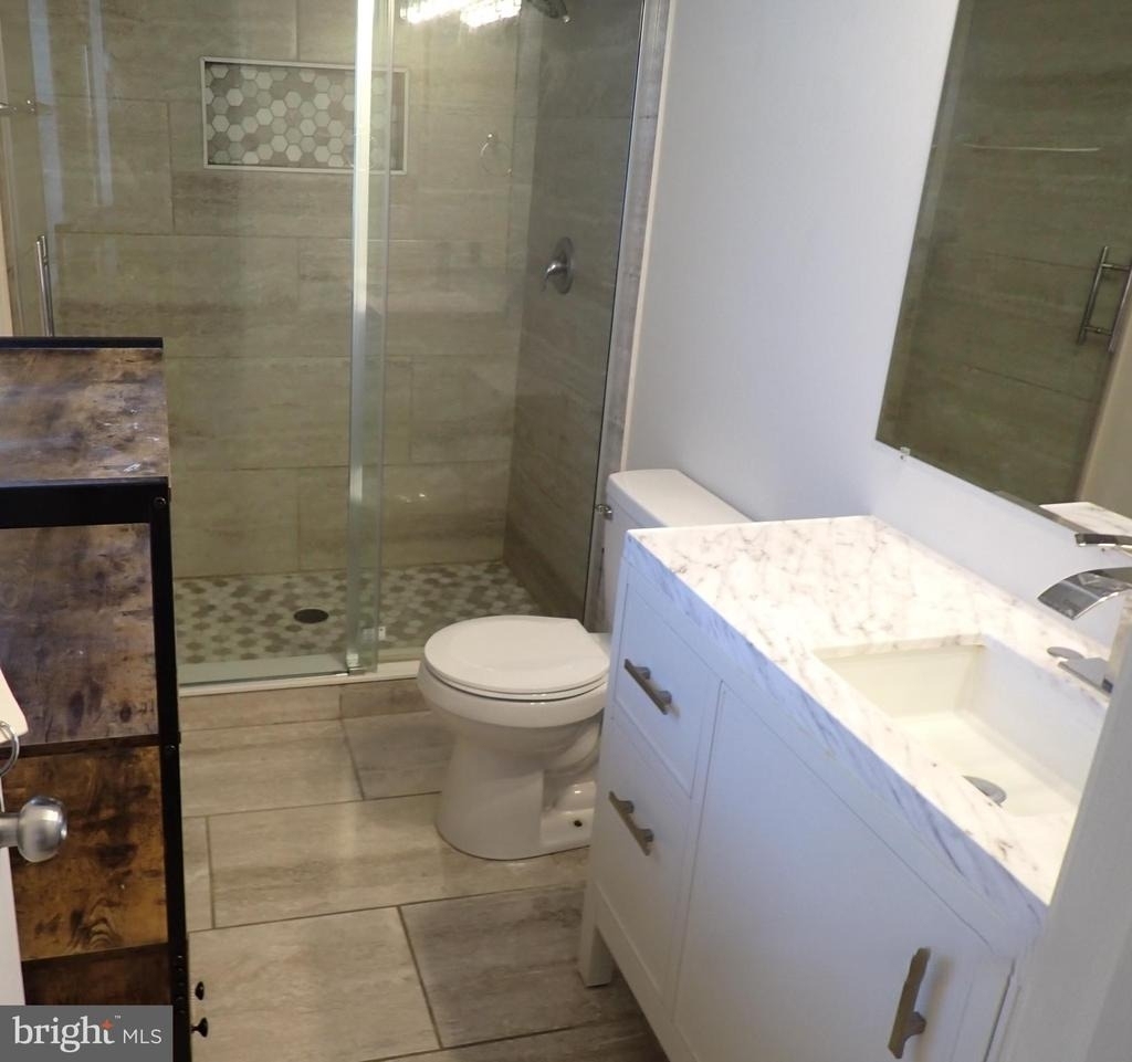 22064 Spring Valley Drive - Photo 16