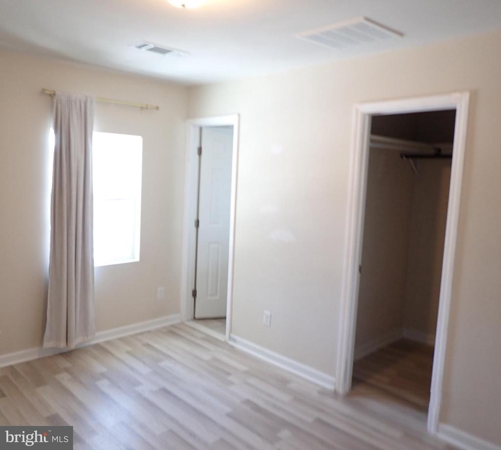22064 Spring Valley Drive - Photo 15