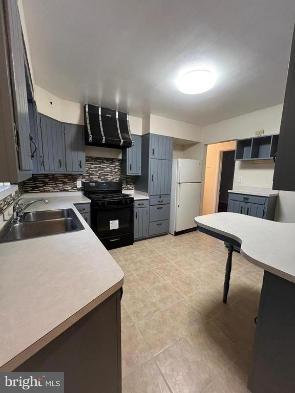 8102 Carey Branch Drive - Photo 4