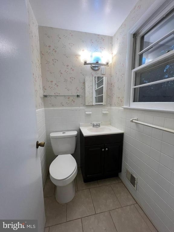 8102 Carey Branch Drive - Photo 9