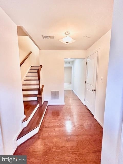 7473 Singers Way - Photo 1