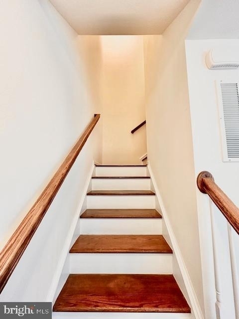 7473 Singers Way - Photo 28