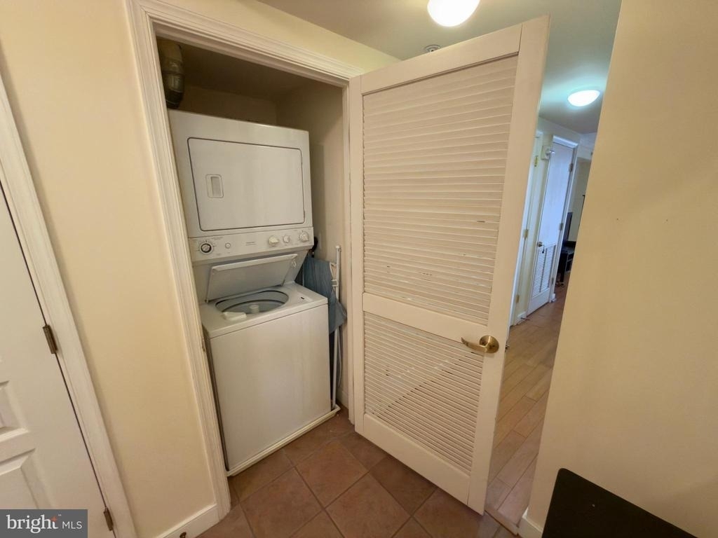631 D Street Nw - Photo 14