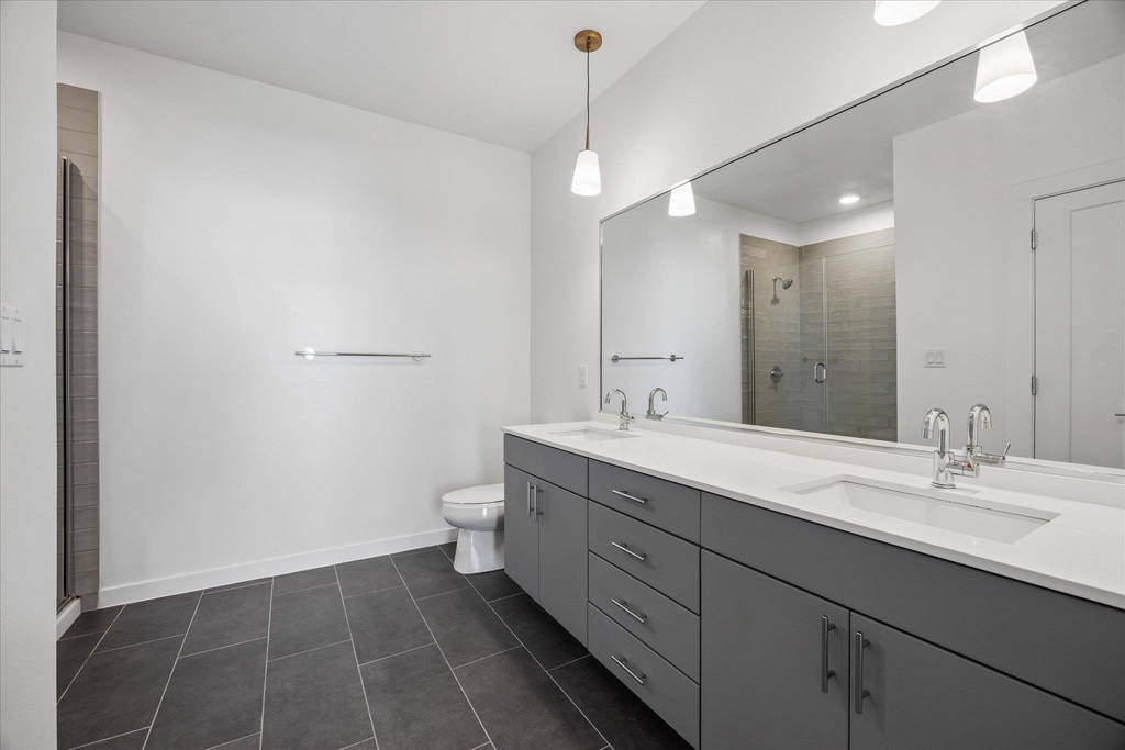 4801 Springdale Rd - Photo 6