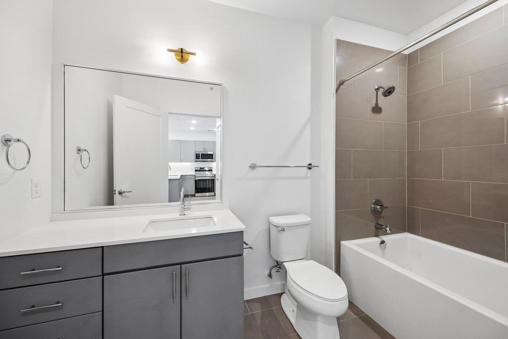 4801 Springdale Rd - Photo 9