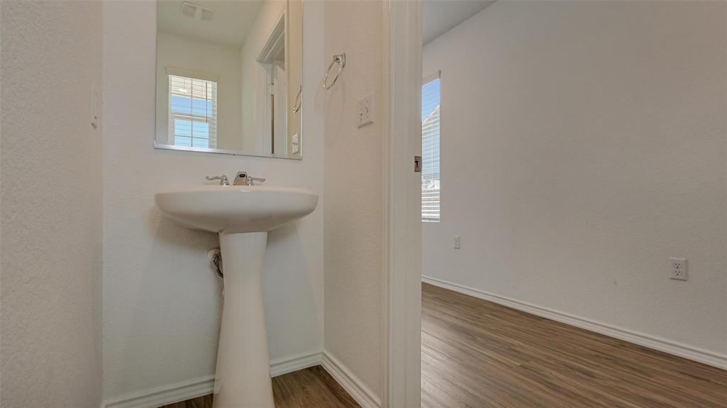 7212 Dancing Wind Ln - Photo 9