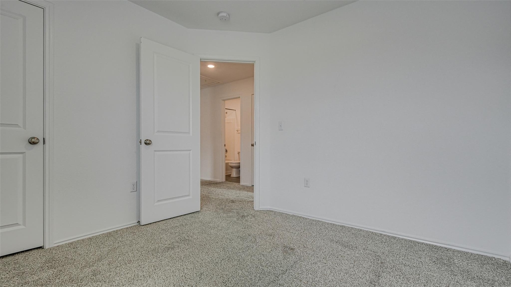 7212 Dancing Wind Ln - Photo 18