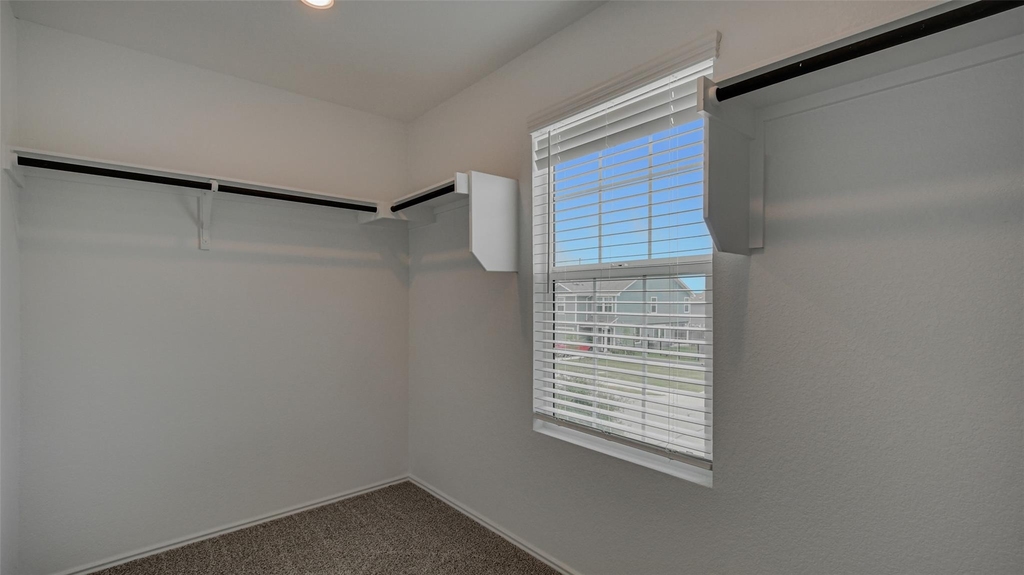 7212 Dancing Wind Ln - Photo 15