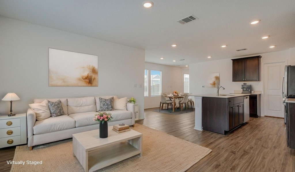7212 Dancing Wind Ln - Photo 6