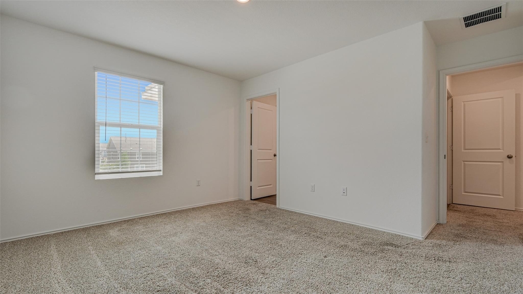 7212 Dancing Wind Ln - Photo 12