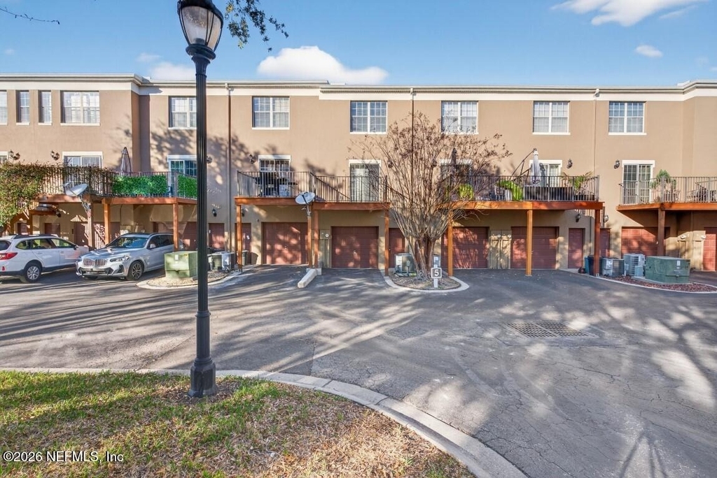 340 E Ashley Street - Photo 19