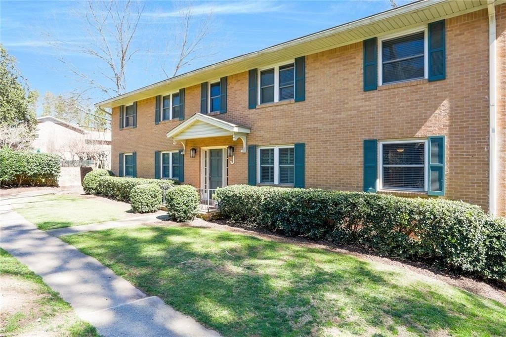 3510 Roswell Road Nw - Photo 0