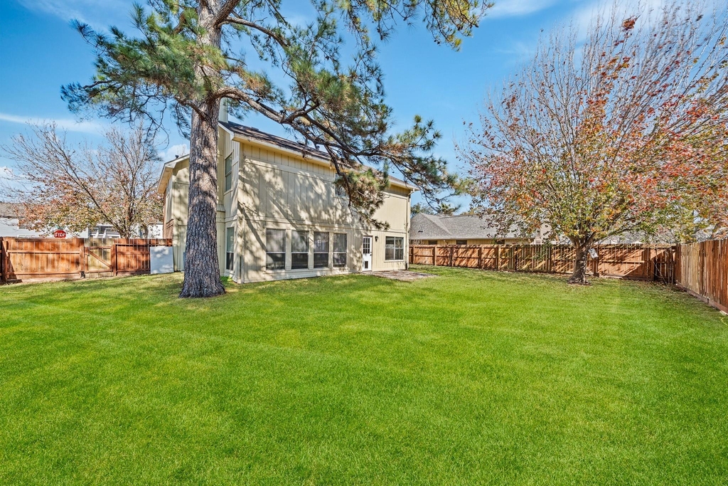 11123 Gatesden Drive - Photo 29