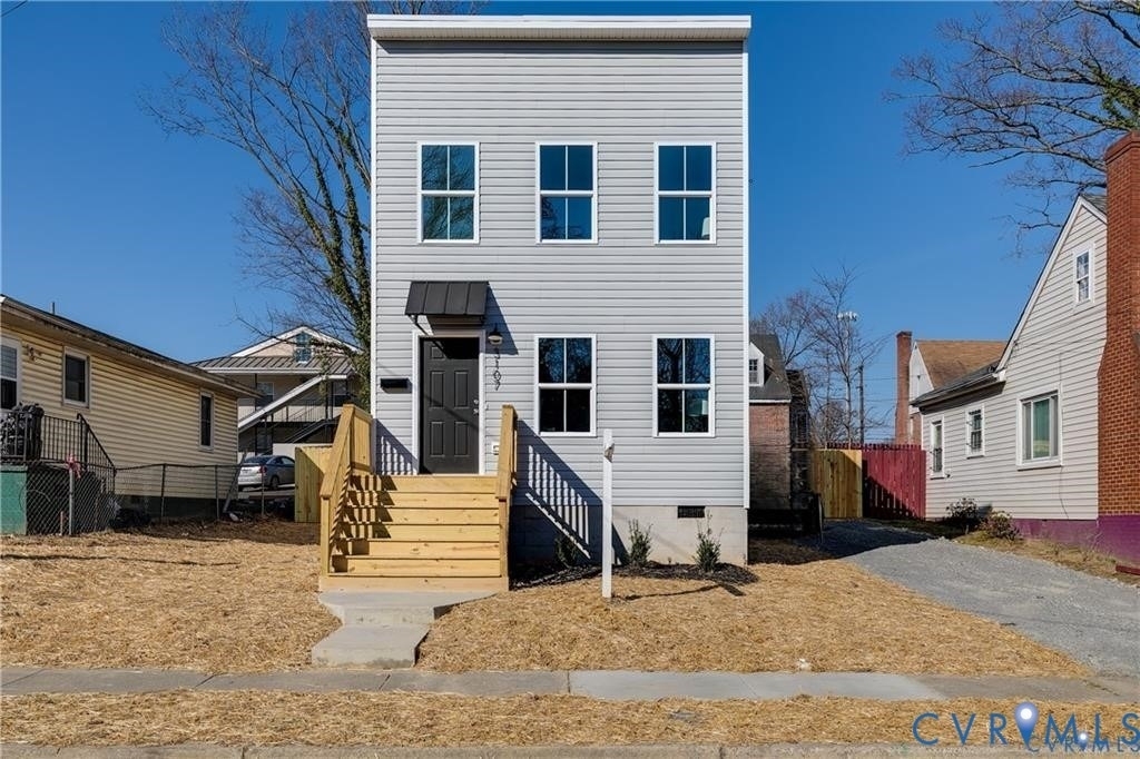 3107 Columbia Street - Photo 1