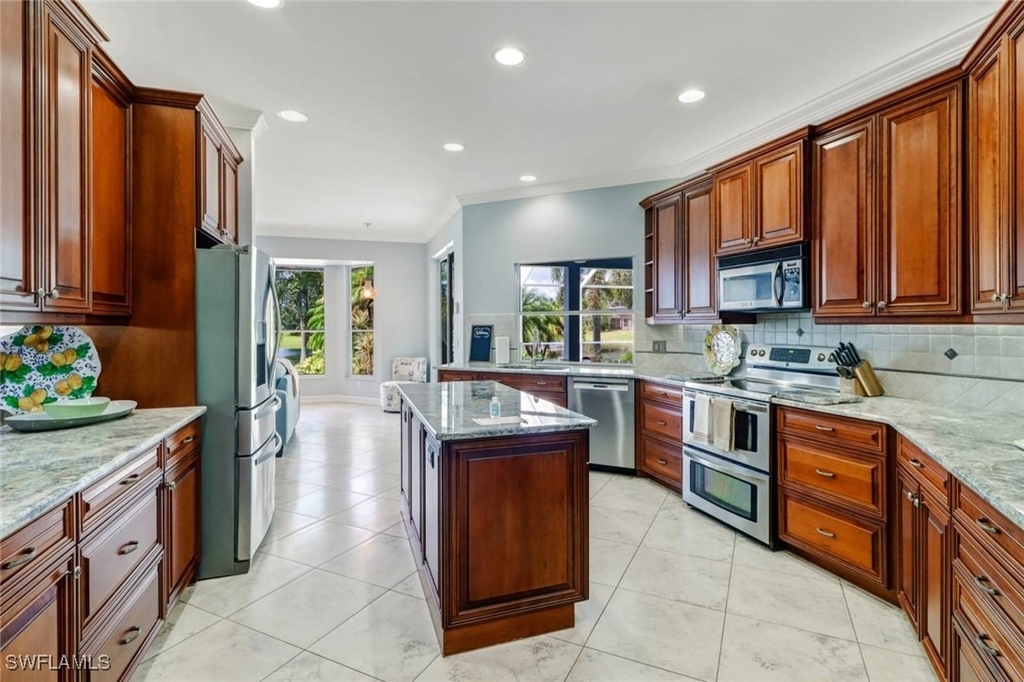 9151 Kings Cove Court - Photo 15