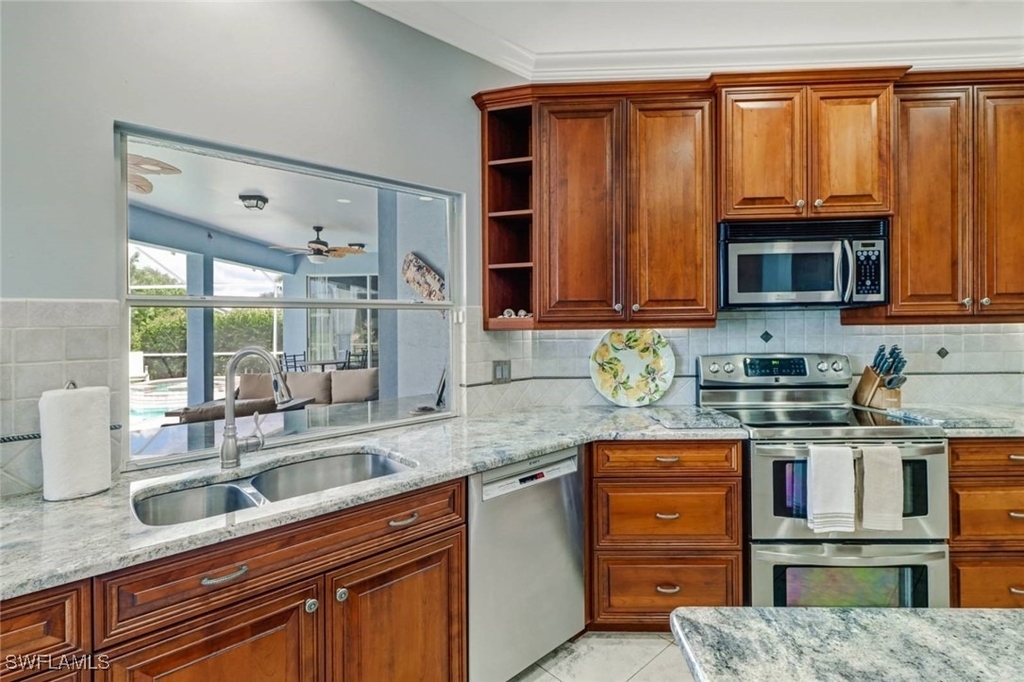 9151 Kings Cove Court - Photo 17