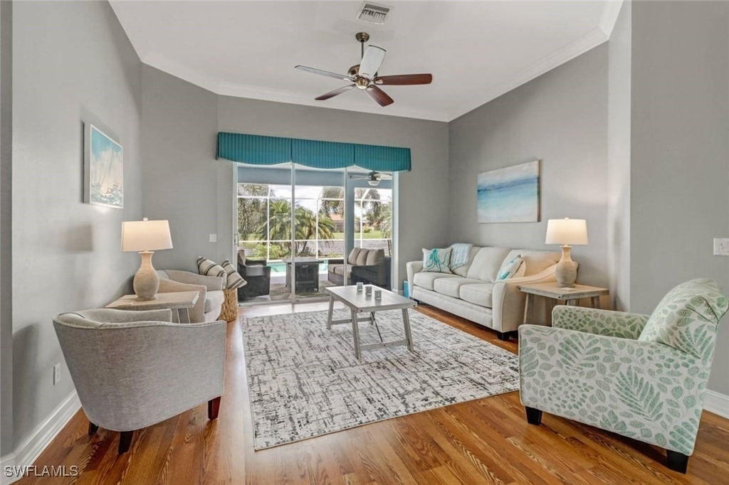 9151 Kings Cove Court - Photo 11
