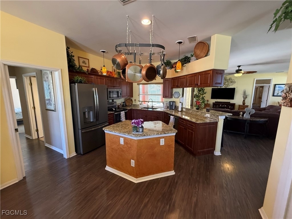 3619 Sw 6th Avenue - Photo 5