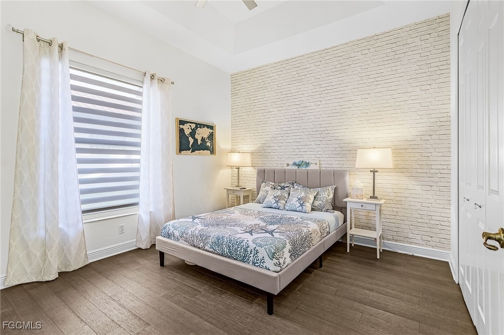 3724 Surfside Boulevard - Photo 12