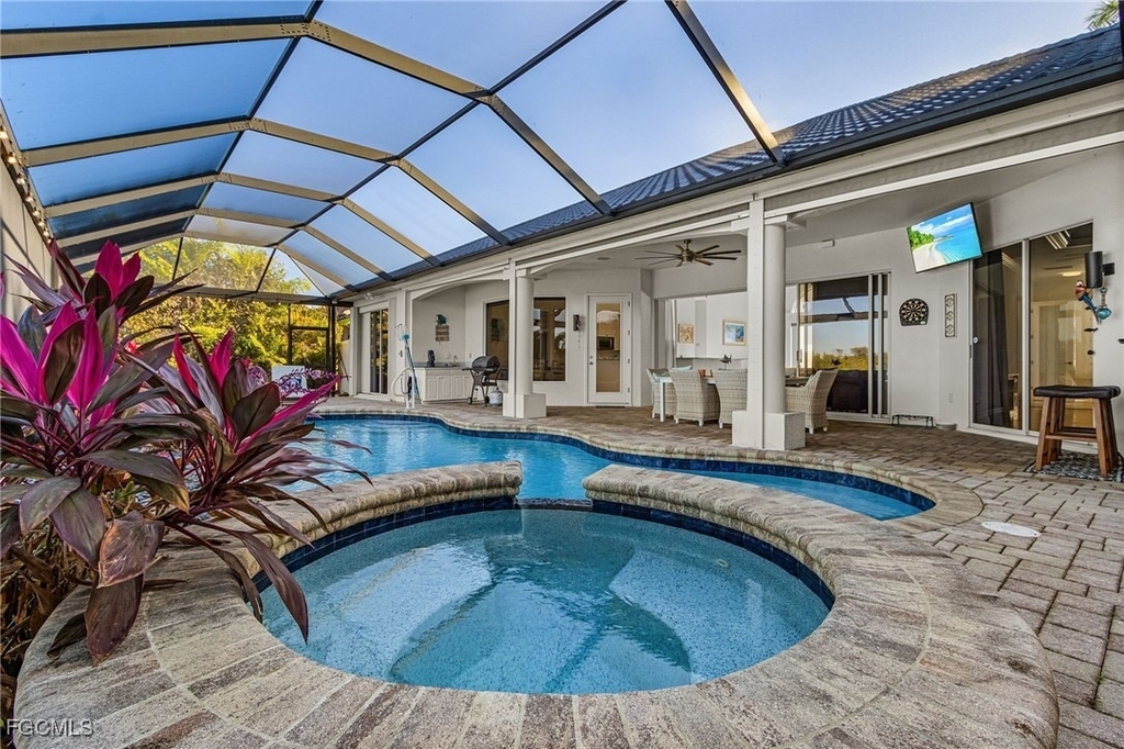 3724 Surfside Boulevard - Photo 0