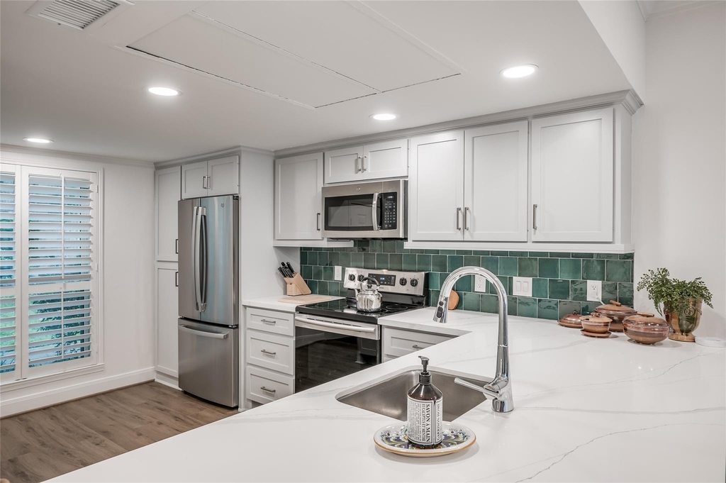 14723 Barryknoll Lane - Photo 5
