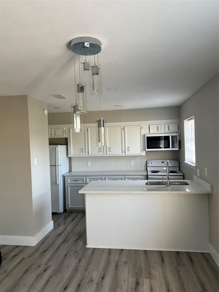 511 Commerce Street - Photo 9