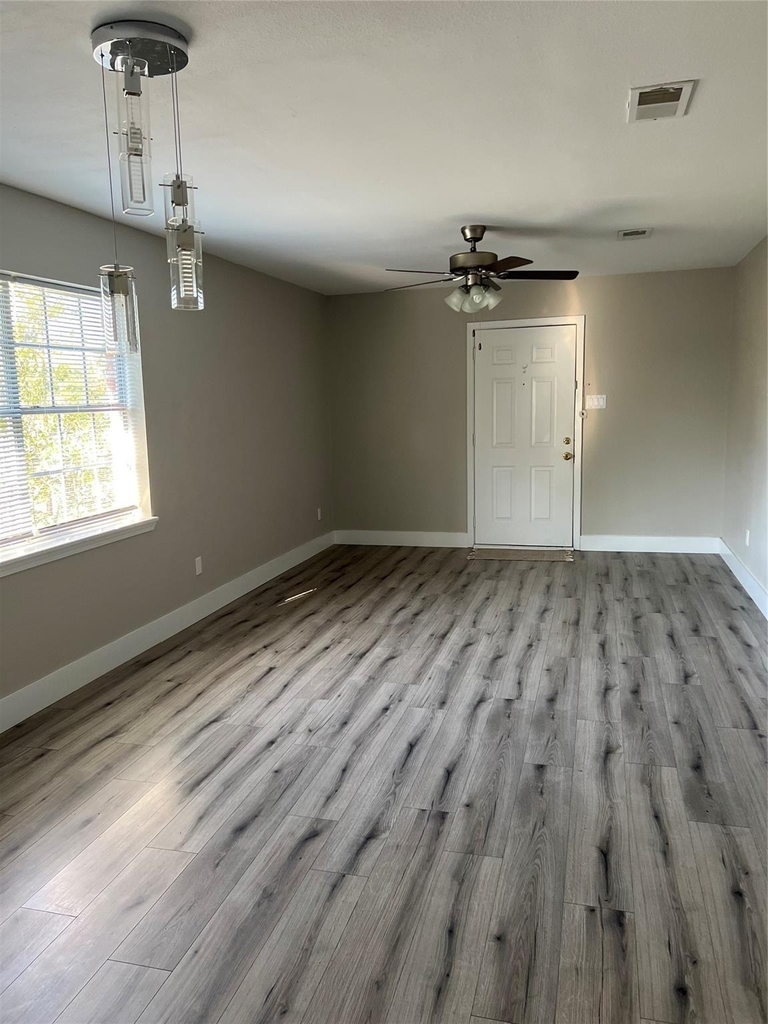 511 Commerce Street - Photo 3