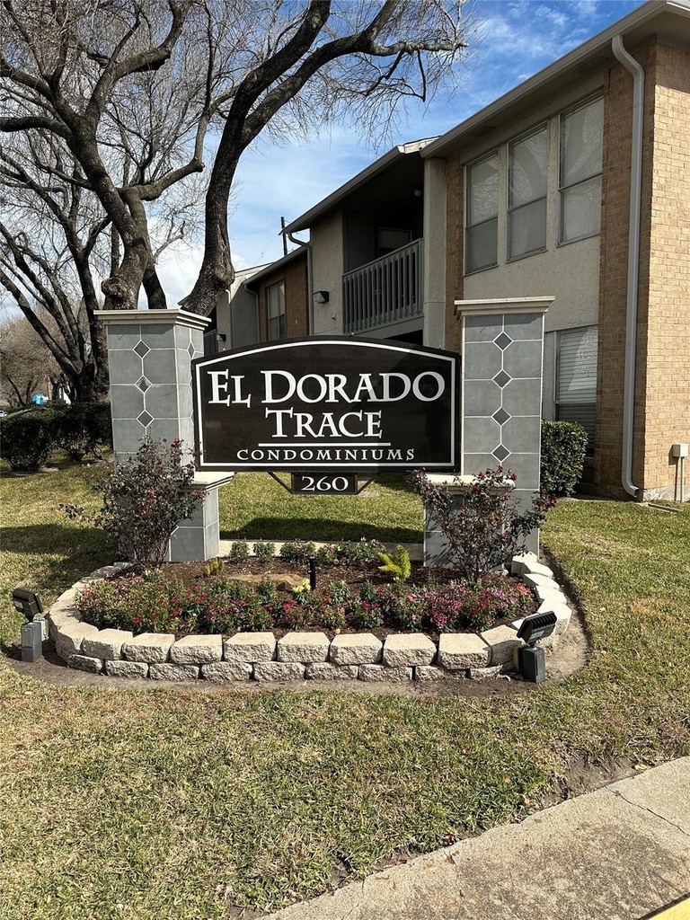 260 El Dorado Boulevard - Photo 0