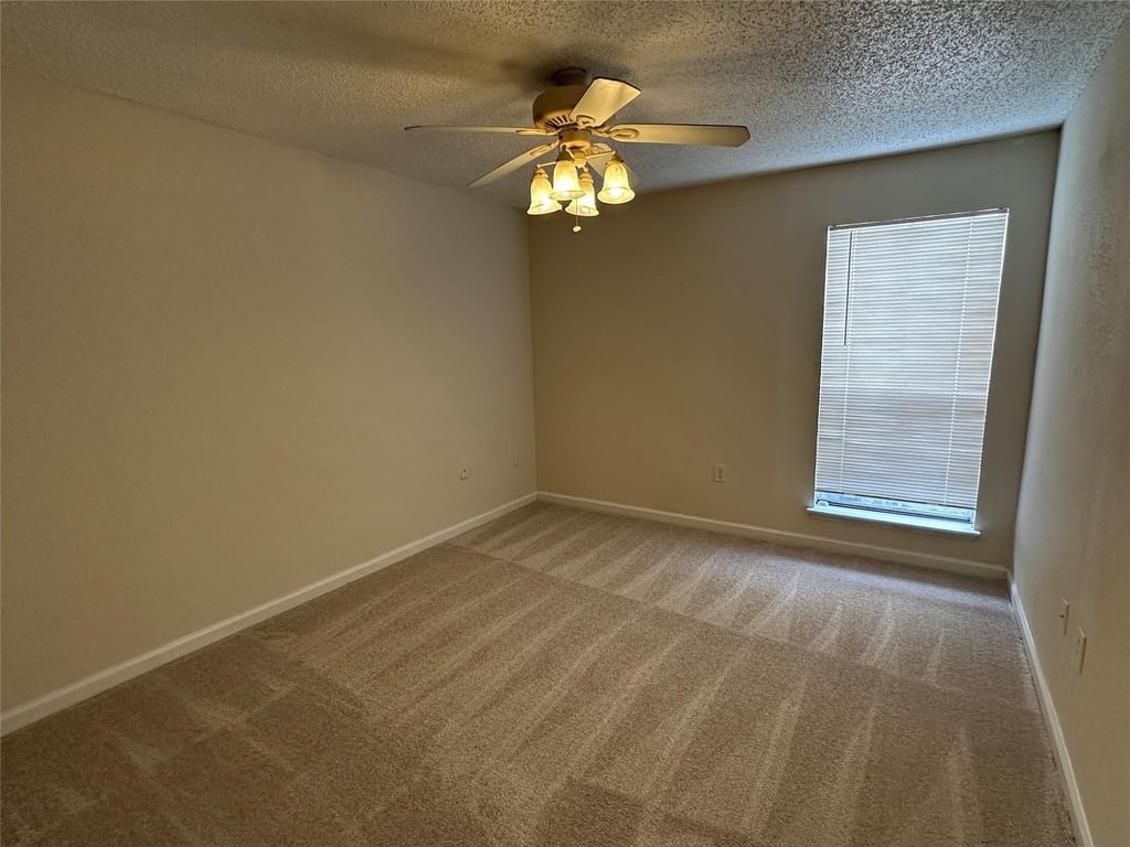 260 El Dorado Boulevard - Photo 7