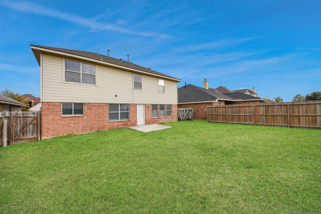 6411 Bright Falls Lane - Photo 19