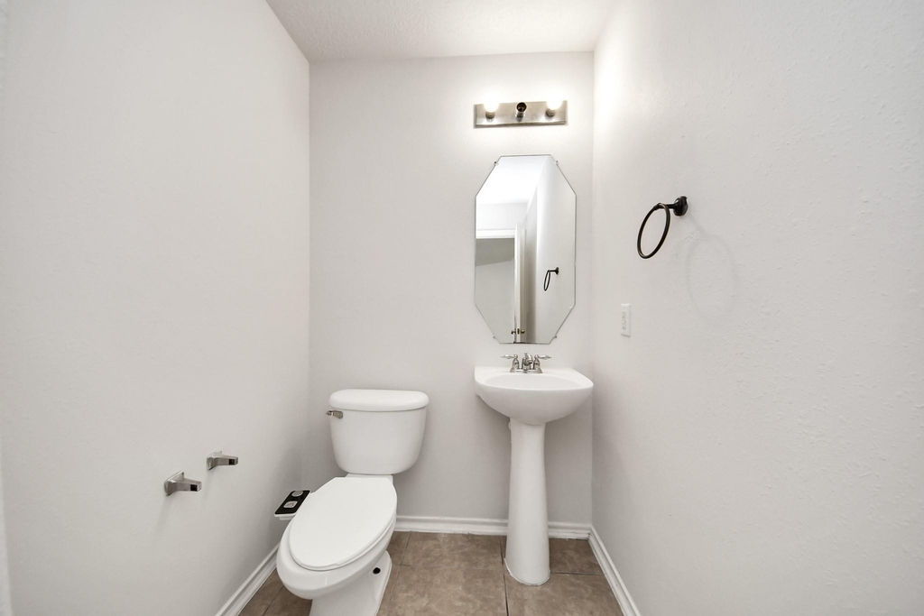 6411 Bright Falls Lane - Photo 4