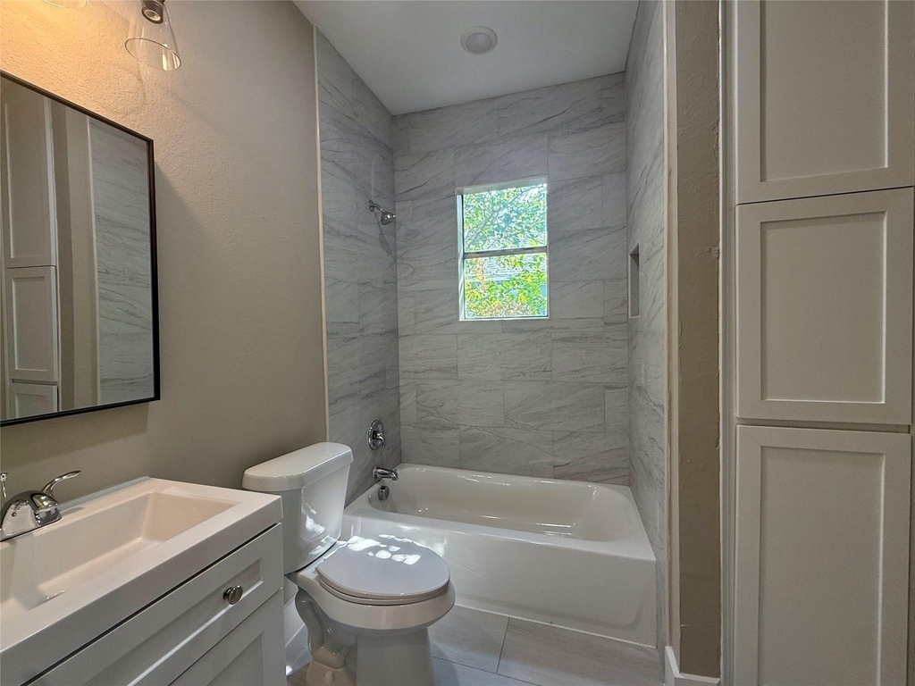 1816 Ryon Street - Photo 7