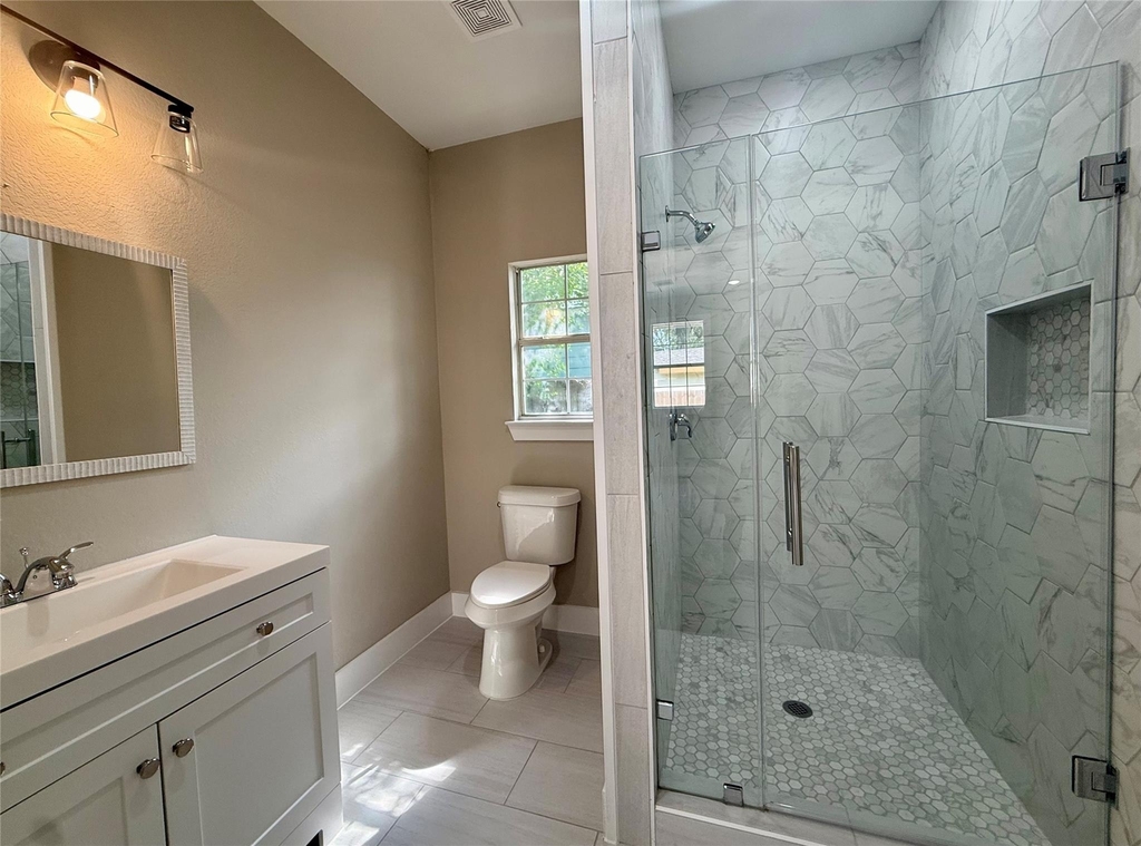 1816 Ryon Street - Photo 10