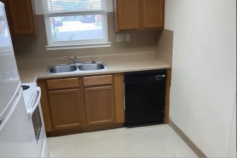 308 N East Street - Photo 3