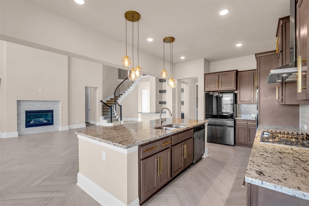 2718 Newbury Island Lane - Photo 9