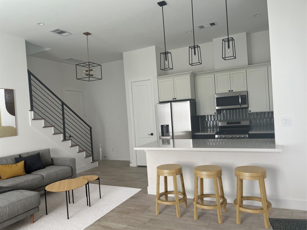 4508 Old Yale Street - Photo 1
