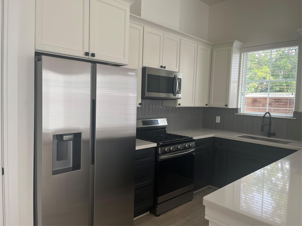 4508 Old Yale Street - Photo 3