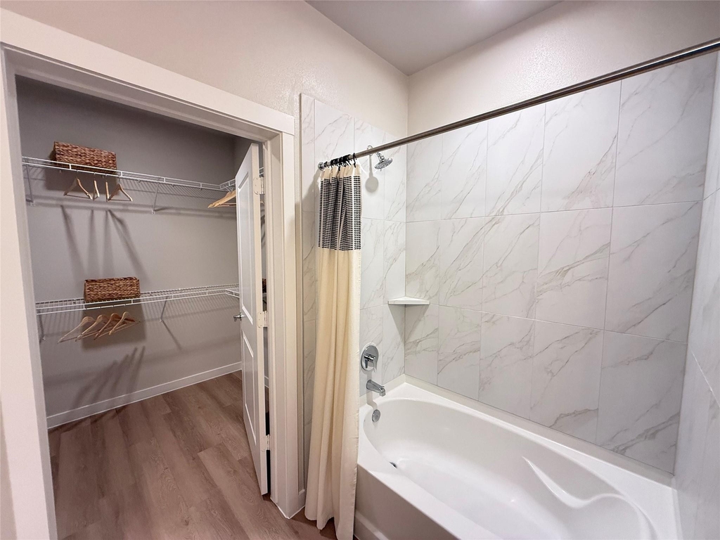 1610 Campbell Rd - Photo 4