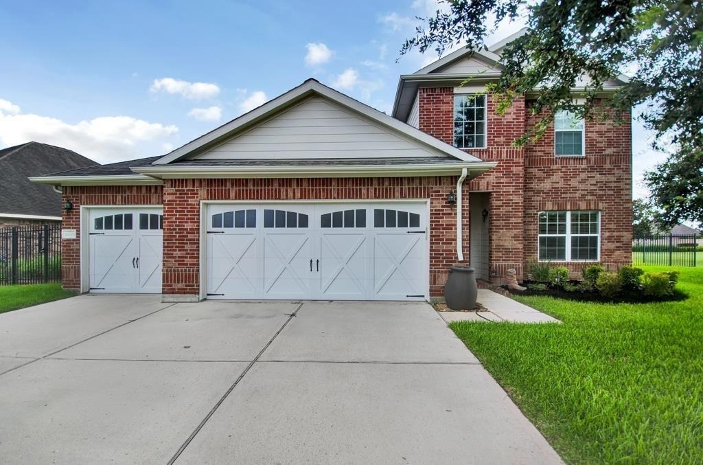 26011 N Lakefair Drive - Photo 0