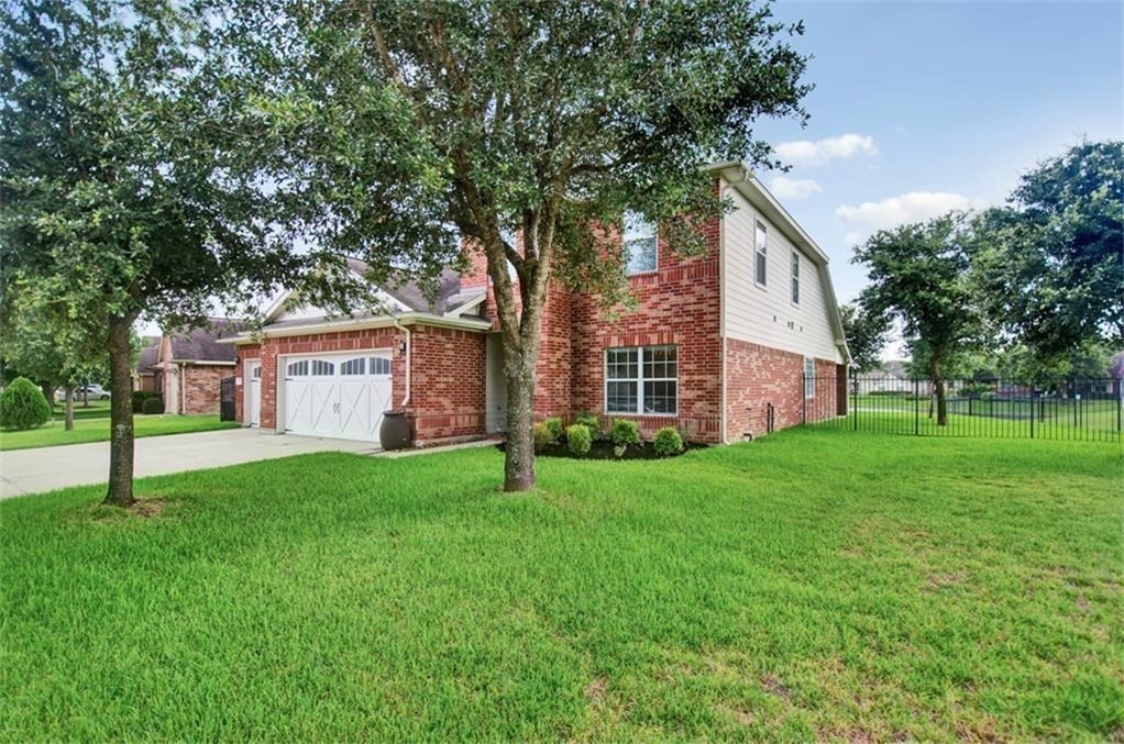 26011 N Lakefair Drive - Photo 2
