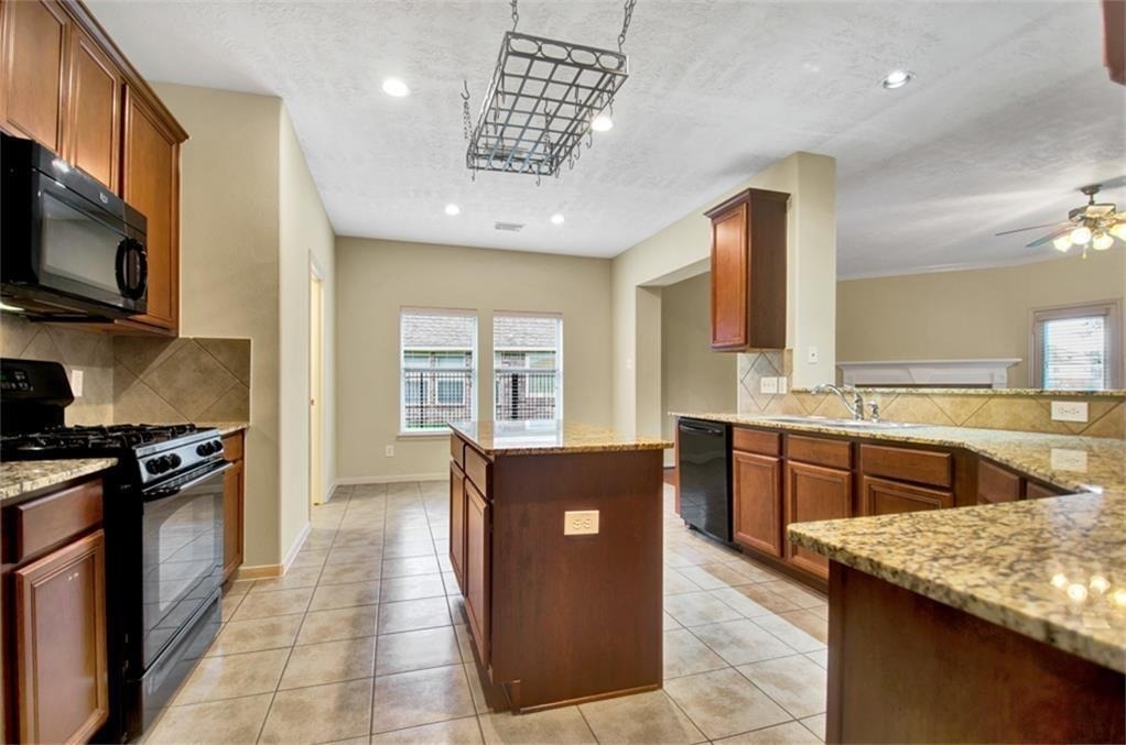 26011 N Lakefair Drive - Photo 3