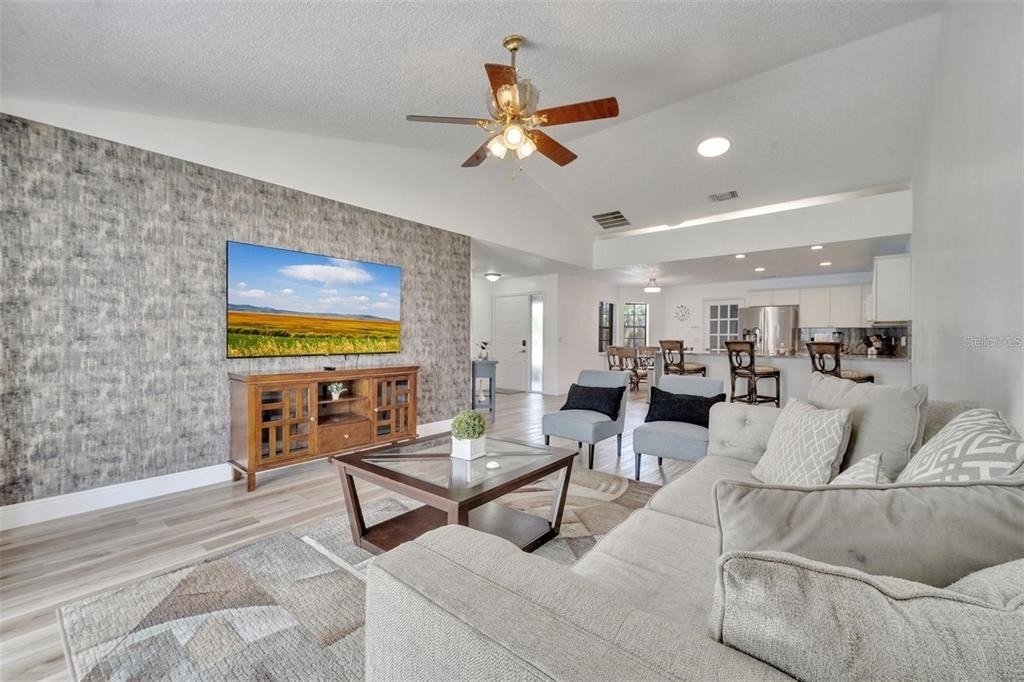 153 Sandalwood Drive - Photo 8