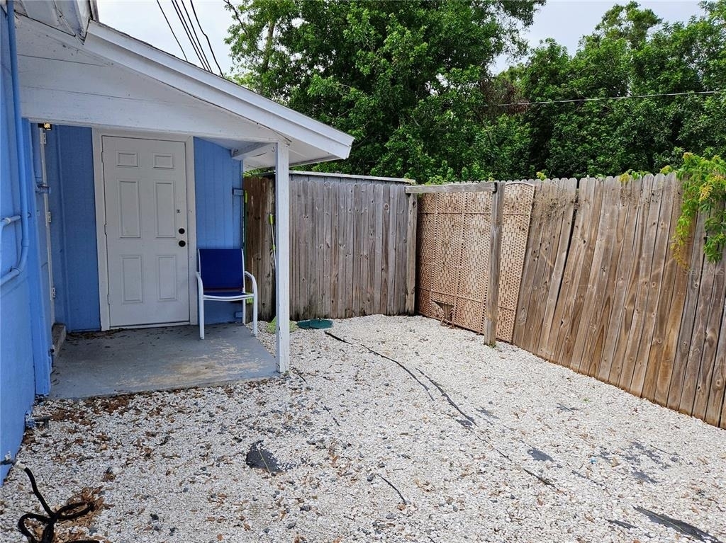 6801 48th Avenue N - Photo 20