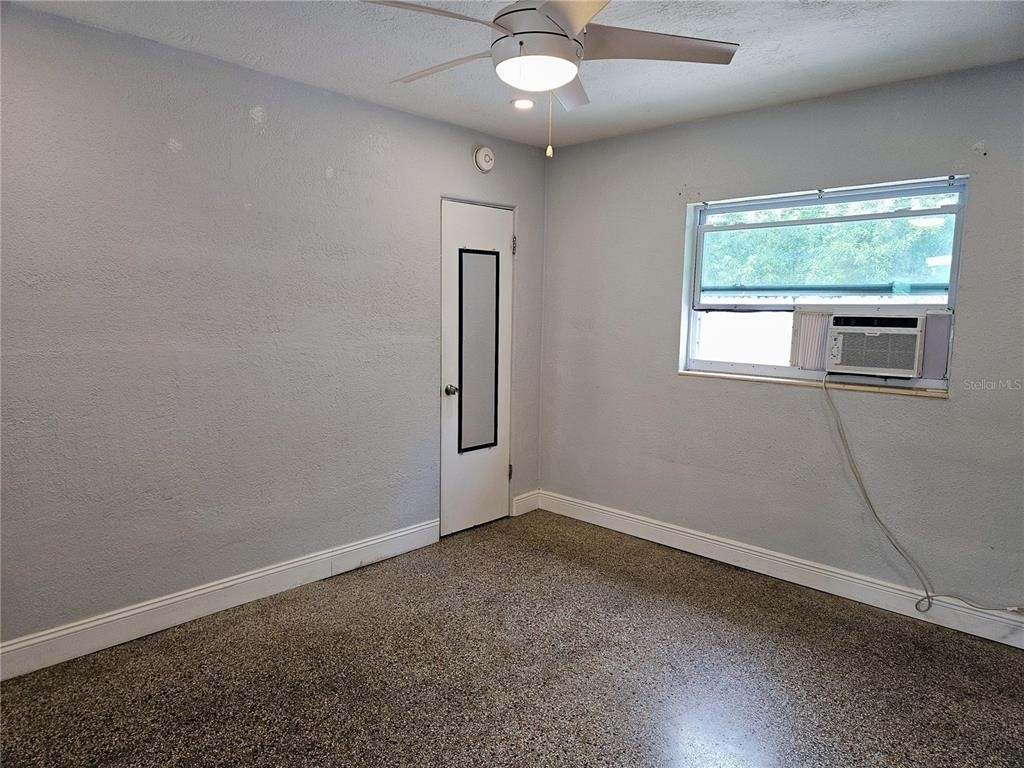 6801 48th Avenue N - Photo 14