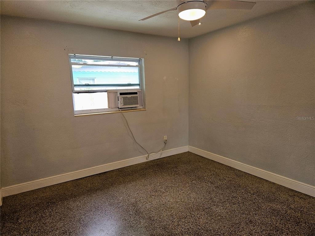 6801 48th Avenue N - Photo 11