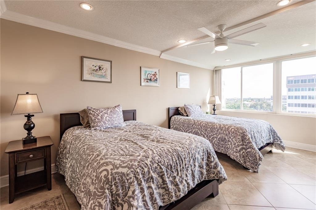 1055 W Peppertree Drive - Photo 16