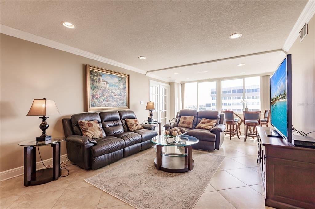 1055 W Peppertree Drive - Photo 10