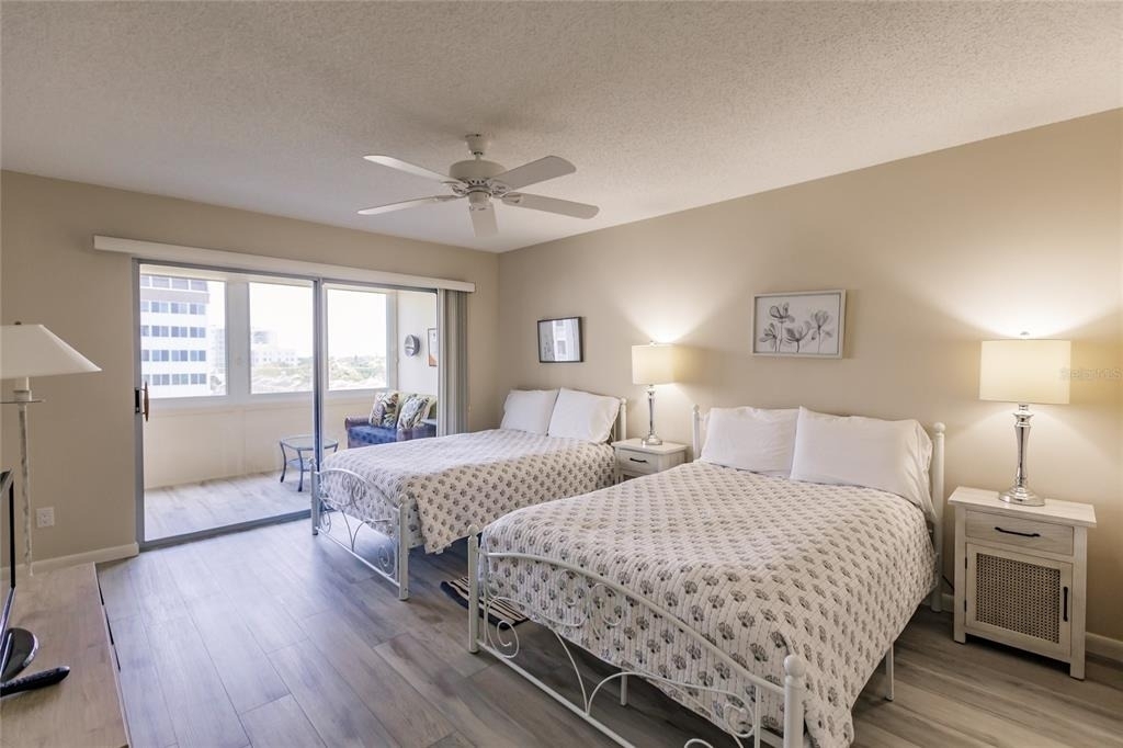 1055 W Peppertree Drive - Photo 11