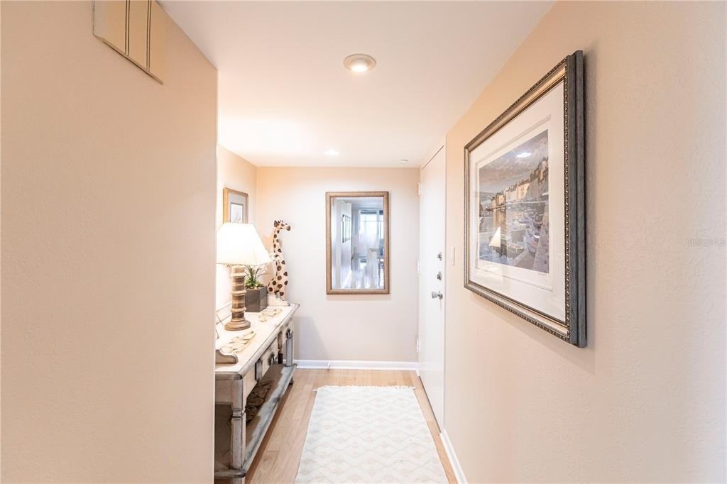 1055 W Peppertree Drive - Photo 4